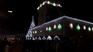 Trupa britanică Smokie a dat startul sărbătorilor de iarnă în Piaţa Sfatului din Braşov - FOTO/VIDEO