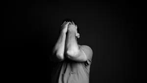 Căldura extremă afectează și sănătatea mintală. Tot mai mulți oameni dezvoltă anxietate