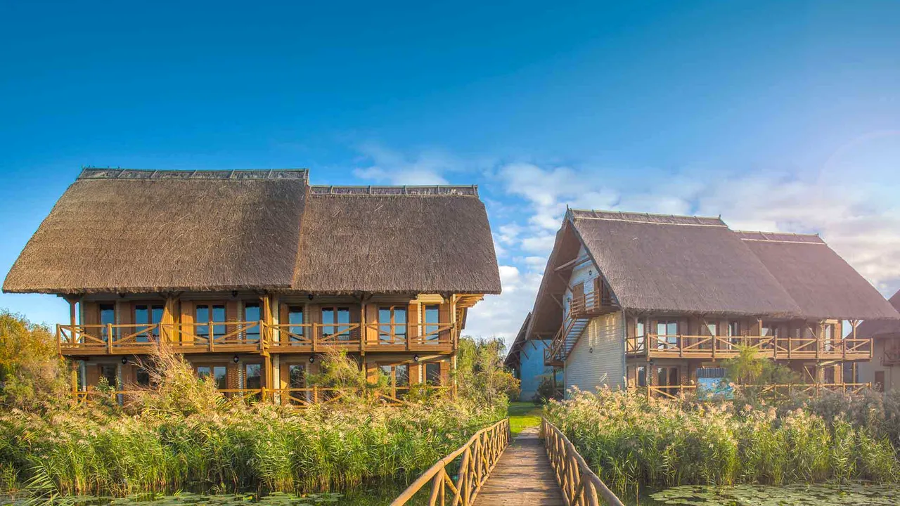 Dobrogea şi Oltenia sunt pe locul doi în Europa la numărul mic de turişti străini, dar nu se supără. De ce, îţi explică specialiştii din domeniu