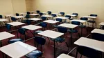 Un elev din Buftea a folosit spray lacrimogen în clasă. Trei colegi și doi profesori au fost afectați