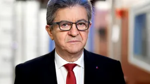 Jean-Luc Mélenchon: Condamnarea lui Nicolas Sarkozy l-a scăpat pe Emmanuel Macron de o mare problemă