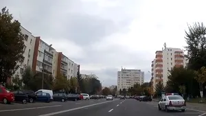 Puterea exemplului: Cum au reacţionat nişte poliţişti când un şofer i-a atenţionat că nu le merge niciun bec de frână - VIDEO