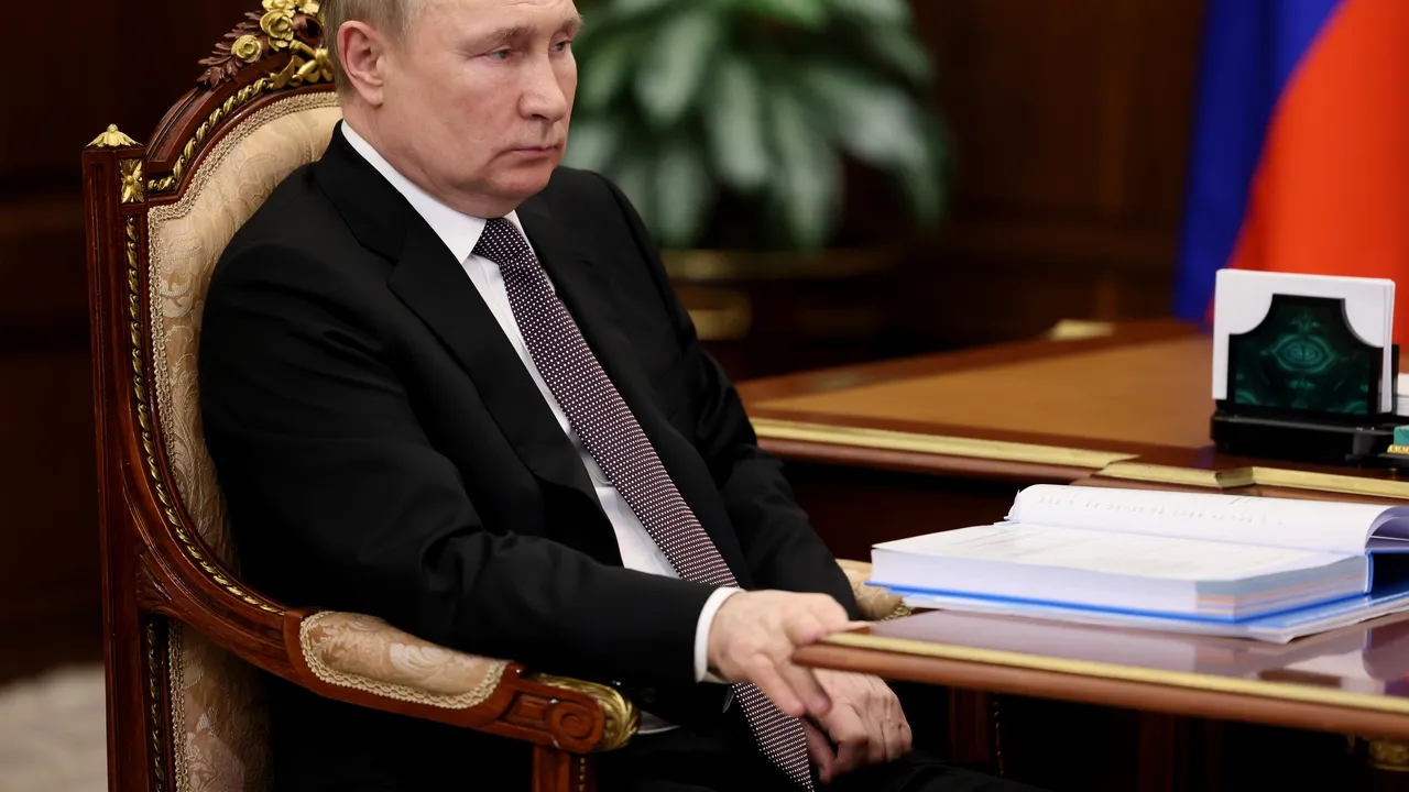 Estonia l-a convocat pe ambasadorul rus după remarcile „complet inacceptabile” lui Putin despre oraşul Narva