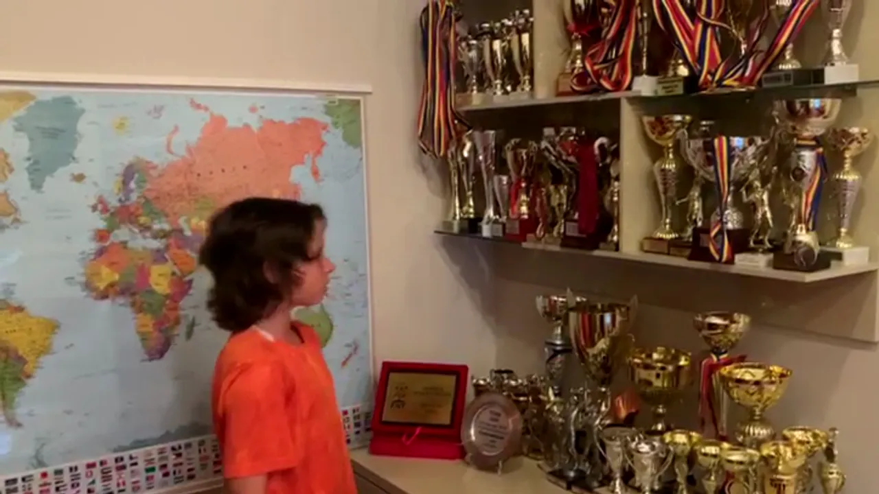Yannick Alexandrescu este viitorul tenisului românesc. Are peste 120 de trofee la doar 12 ani