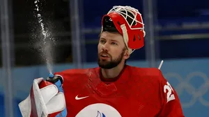 La ordinul lui Putin, cel mai bun portar de hochei pe gheaţă al Rusiei a fost arestat pentru dezertare