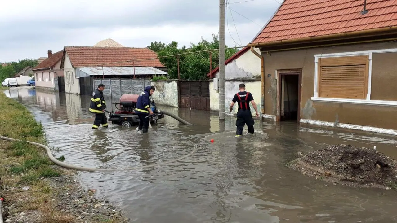 Gospodării inundate în județul Caraș-Severin