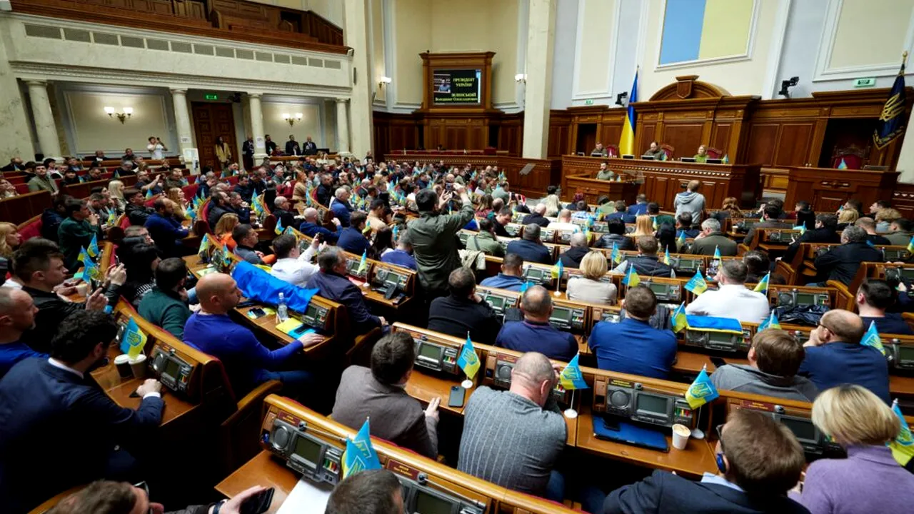 Ucraina reia transmisiunile în direct ale ședințelor parlamentare după o pauză de peste trei ani
