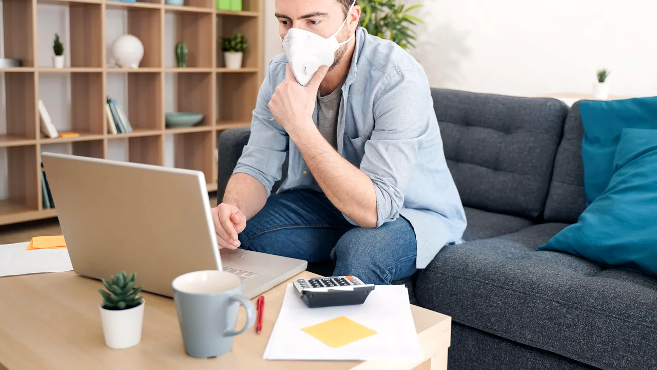 Pandemia de Covid-19 modernizează România: Vei putea depune documente şi solicitări online către toate instituţiile publice