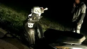 Un poliţist din Iaşi a provocat un accident în timp ce încerca să evite o căprioară. De ce nu au fost deloc încântaţi colegii săi