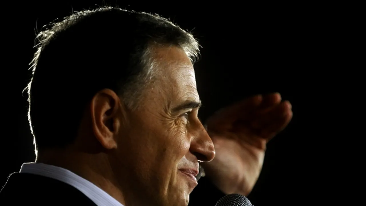 Geoană: Sper că Lucian Croitoru îşi va depune mandatul, e un iepure folosit de Băsescu