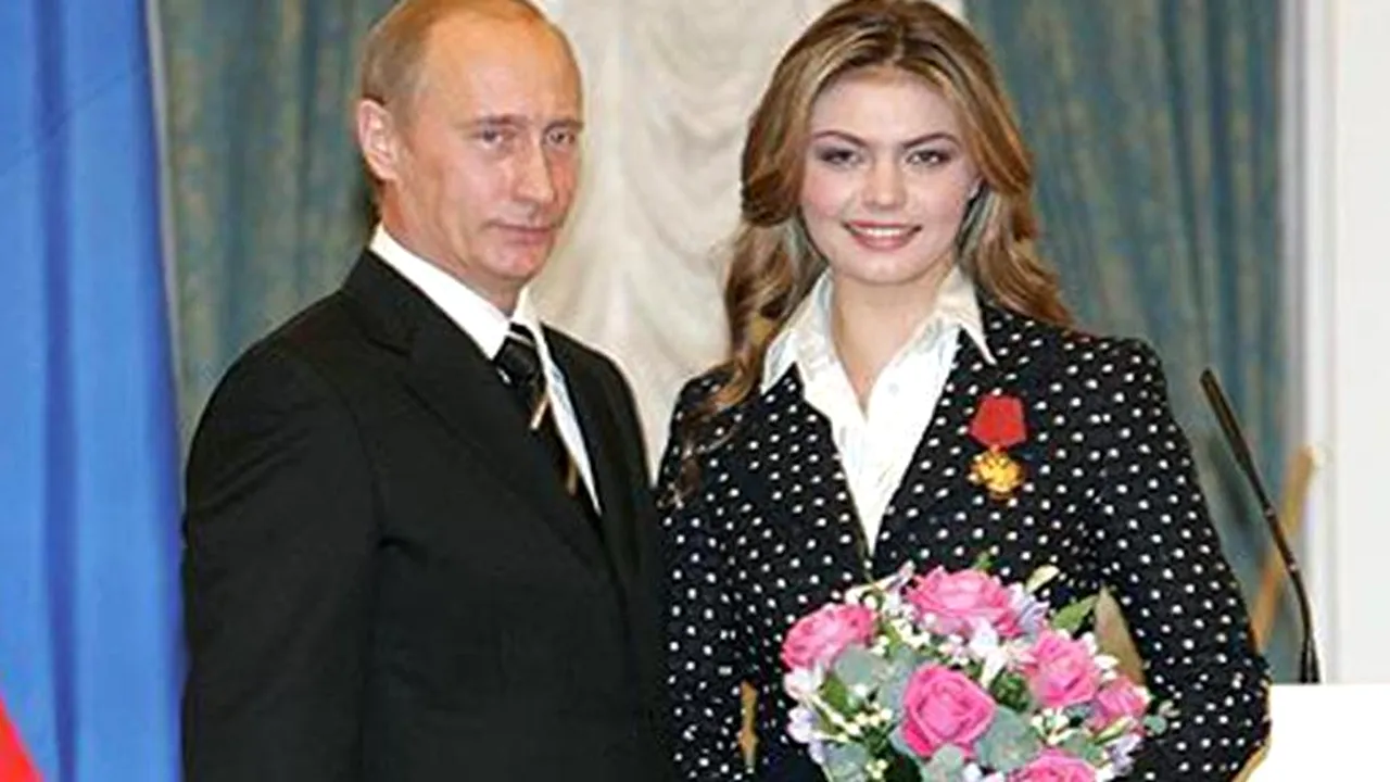 Iubita lui Putin, vizată de sancţiunile UE. Lista Comisiei a fost extinsă la 68 de persoane

