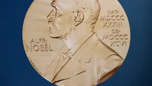 Premiul Nobel pentru fizică a fost acordat pentru descoperirile privind găurii negre ale trio-ului: Roger Penrose, Reinhard Genzel şi Andrea Ghez