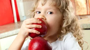 Fructele actuale au de 30 de ori mai mult zahăr faţă de fructele originare! 