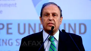 Şeful agenţiei de privatizare din Grecia, demis după o călătorie cu avionul unui om de afaceri