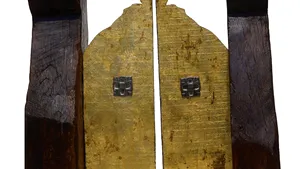 PREZENTUL FĂRĂ PERDEA, Marius Oprea. Roşia Montană, pe mîinile ”asasinilor economici”: sîntem pe cale să plătim, ca să ne putem păstra aurul!