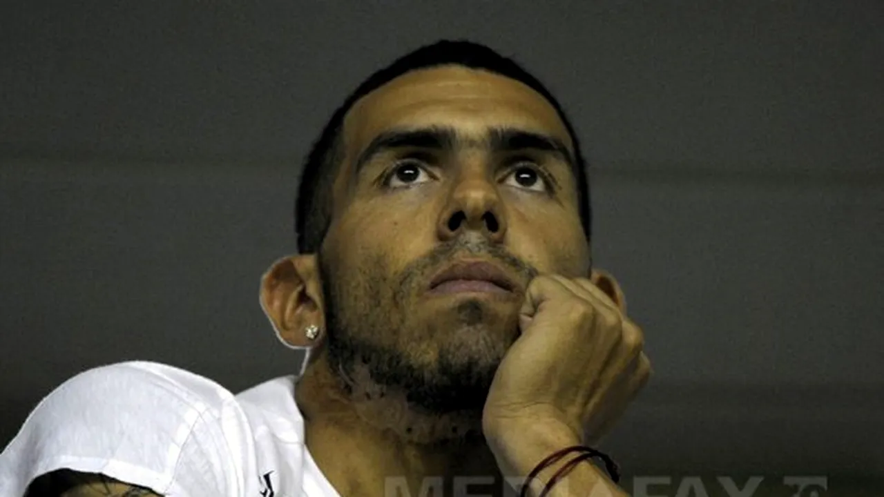 Carlos Tevez s-a ales cu permisul de conducere suspendat 