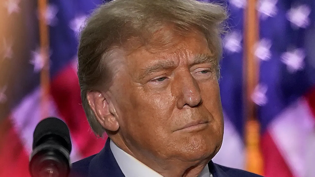 Deşi riscă 400 ani de închisoare, Trump a petrecut 