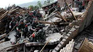 CUTREMURUL din China: Bilanţul a ajuns la 179 de morţi şi 10.000 de răniţi - VIDEO