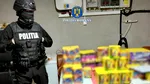 Percheziții în Călărași și București: Cinci tone de materiale pirotehnice, confiscate de polițiști