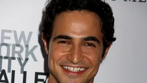Designerul american Zac Posen, un preferat al covorului roşu, îşi închide casa de modă