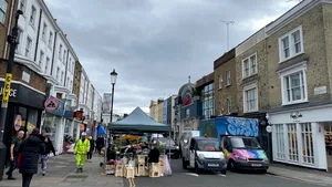 Jurnal de carantină al Anei din Londra. EPISODUL 2: Pare că oraşul se închide în cateva zile. Ce aplicaţie îi ajută pe englezi