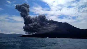 Un vulcan din Papua Noua Guinee a erupt, bombardând cu reziduuri satele din zonă
