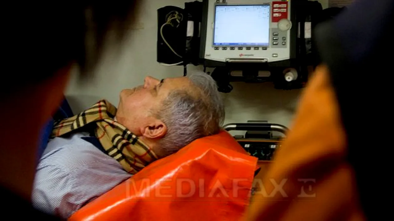 Ambulanţa a mers la Năstase la cererea conducerii MAI. Plăgile au fost acoperite la cererea familiei