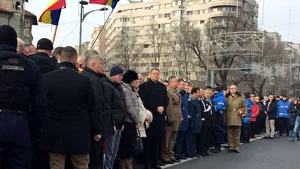  Klaus Iohannis, baie de mulţime la comemorarea victimelor Revoluţiei - FOTO, VIDEO