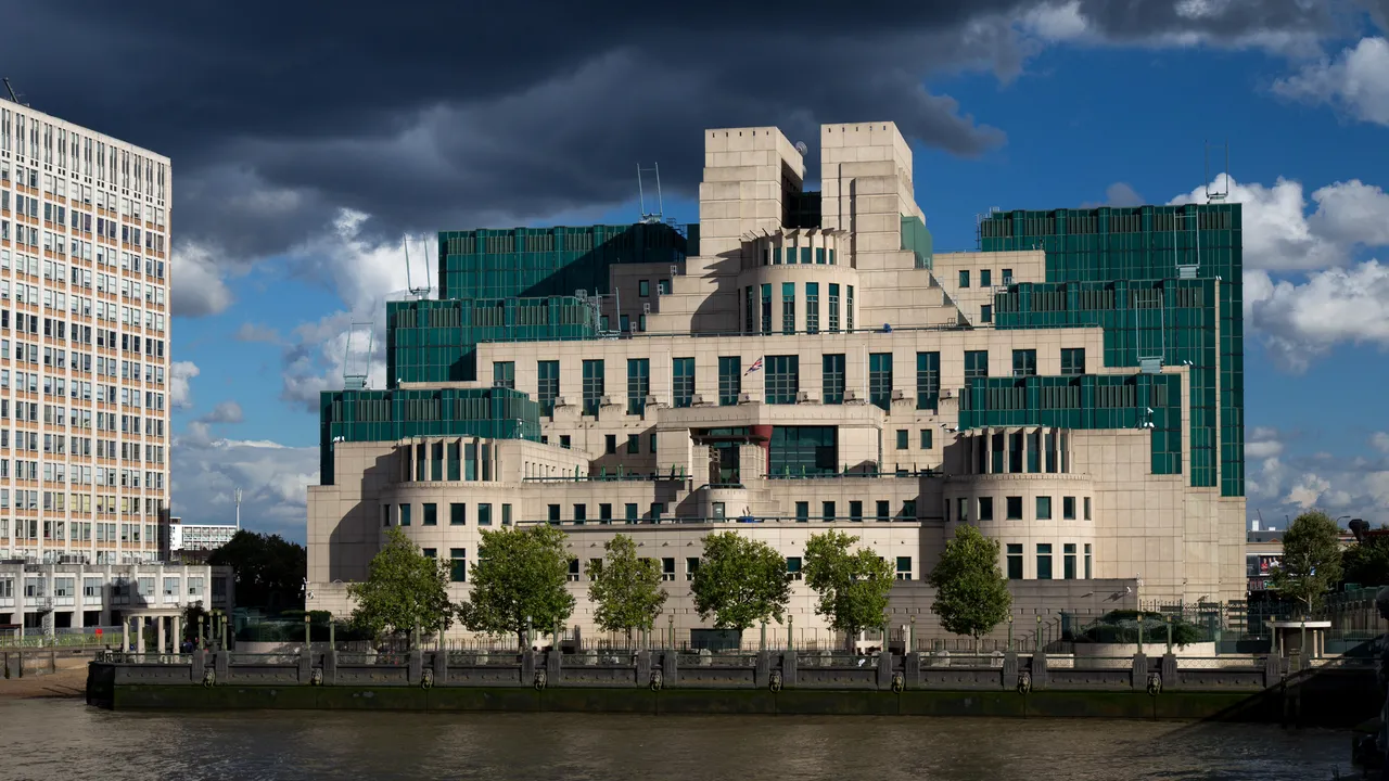 Şeful MI6: Capacitatea Rusiei de a spiona în Europa a fost redusă la jumătate 