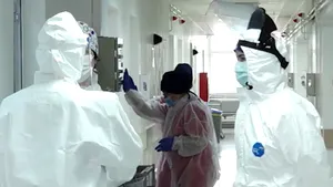 Vine al doilea val de COVID 19 peste România? La ce trebuie să ne aşteptăm: predicţiile experţilor români