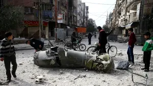 Forţele regimului Bashar al-Assad au lansat ofensive terestre împotriva rebelilor din Ghouta de Est