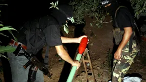 Mişcarea Hamas din Beirut anunţă că nu este responsabilă pentru tirurile cu rachete