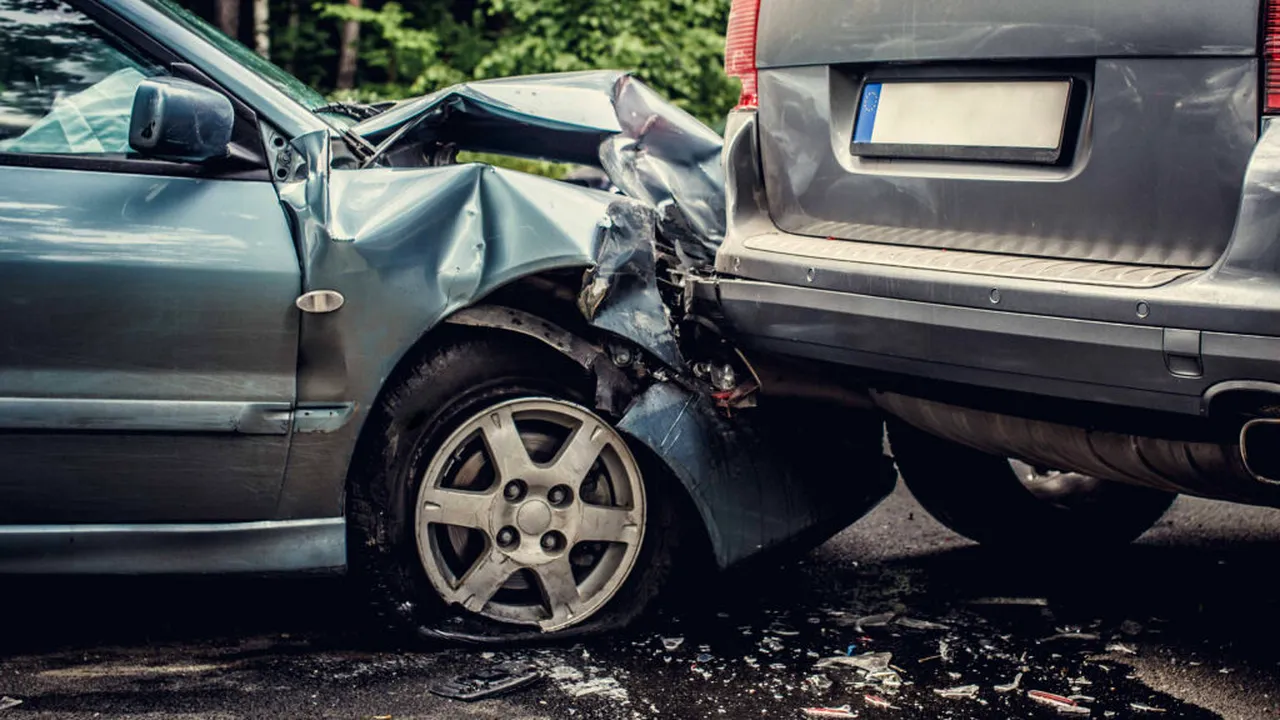Accident sau crimă? O femeie a murit într-un impact frontal cu fostul iubit