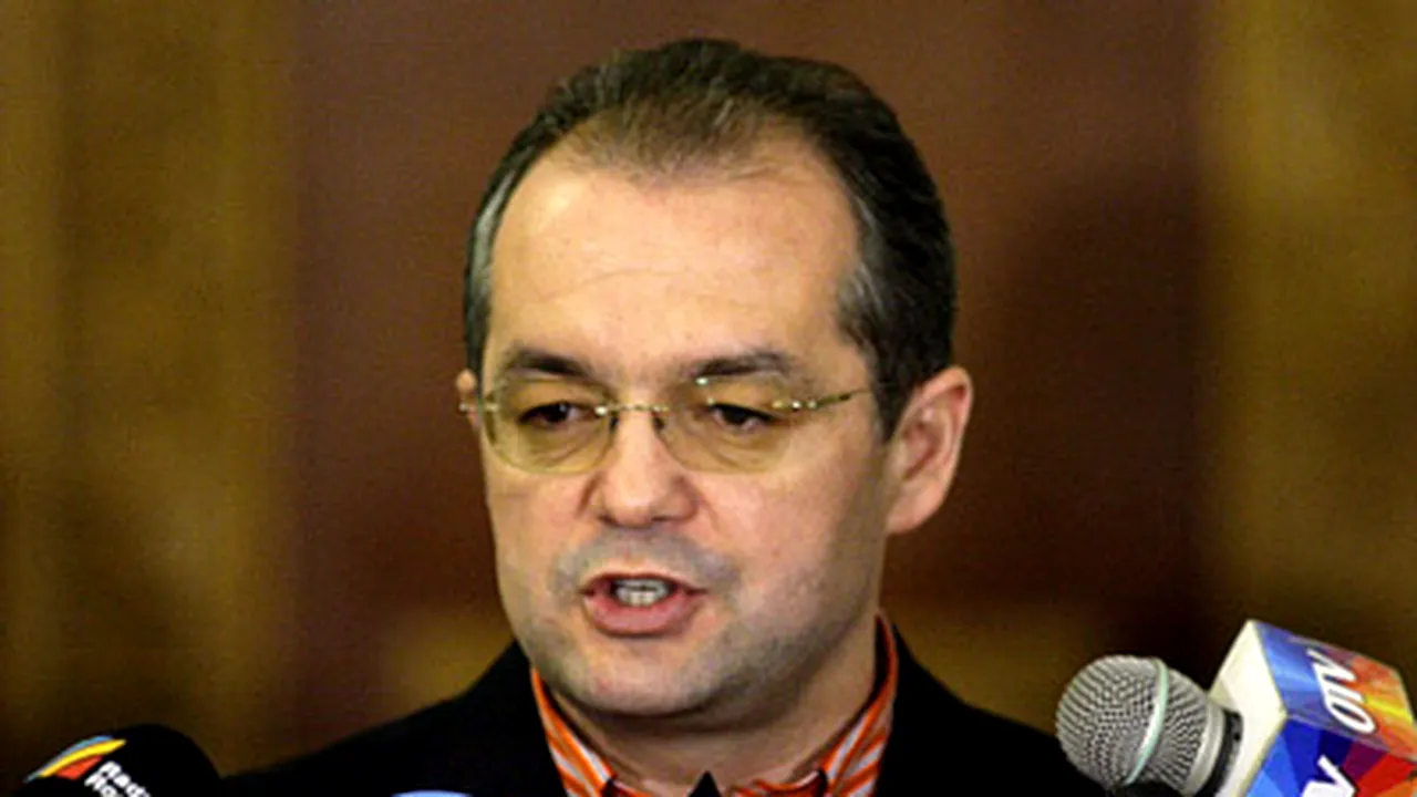Boc: Incidentul Oprea este problema PSD