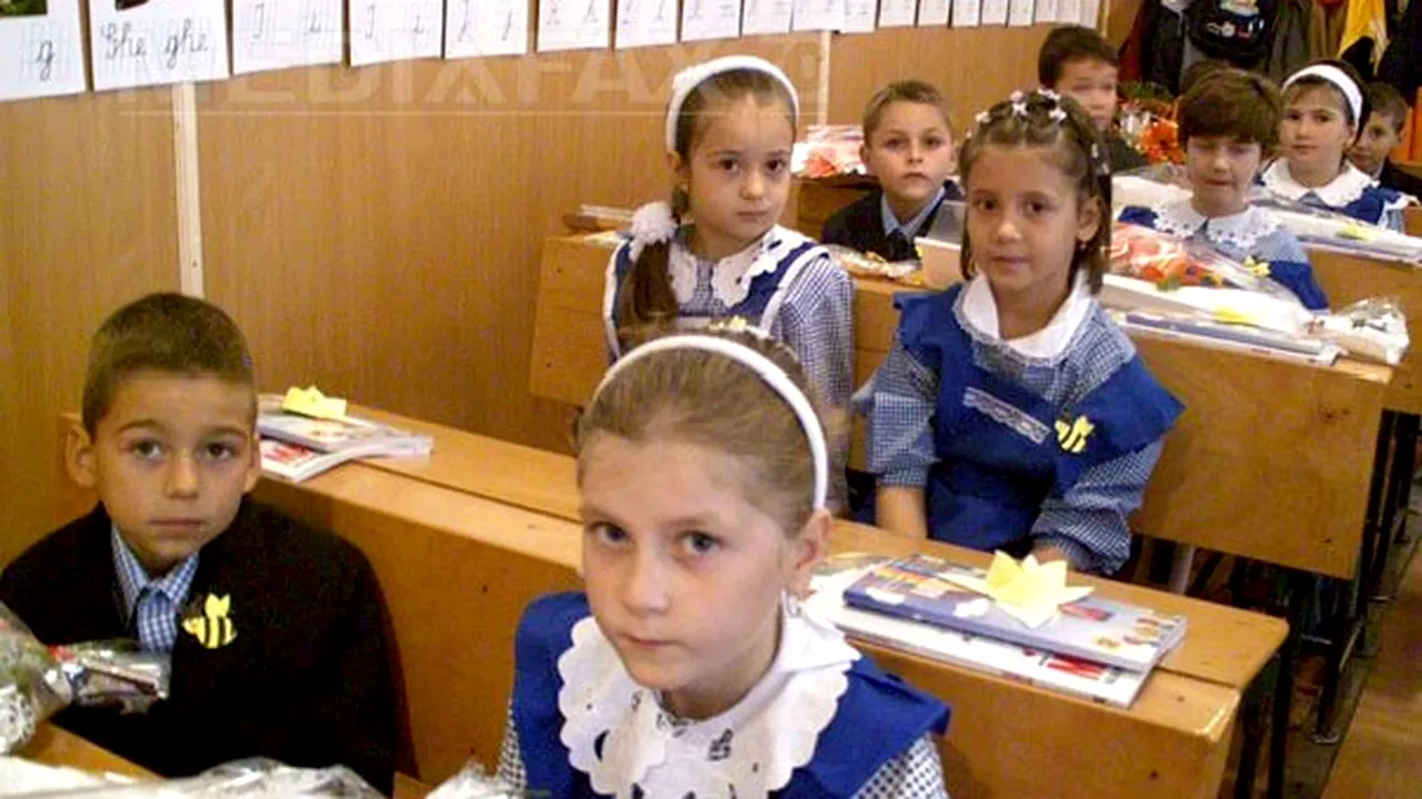 Proiectul privind introducerea uniformelor în învăţământul primar şi gimnazial, în Parlament
