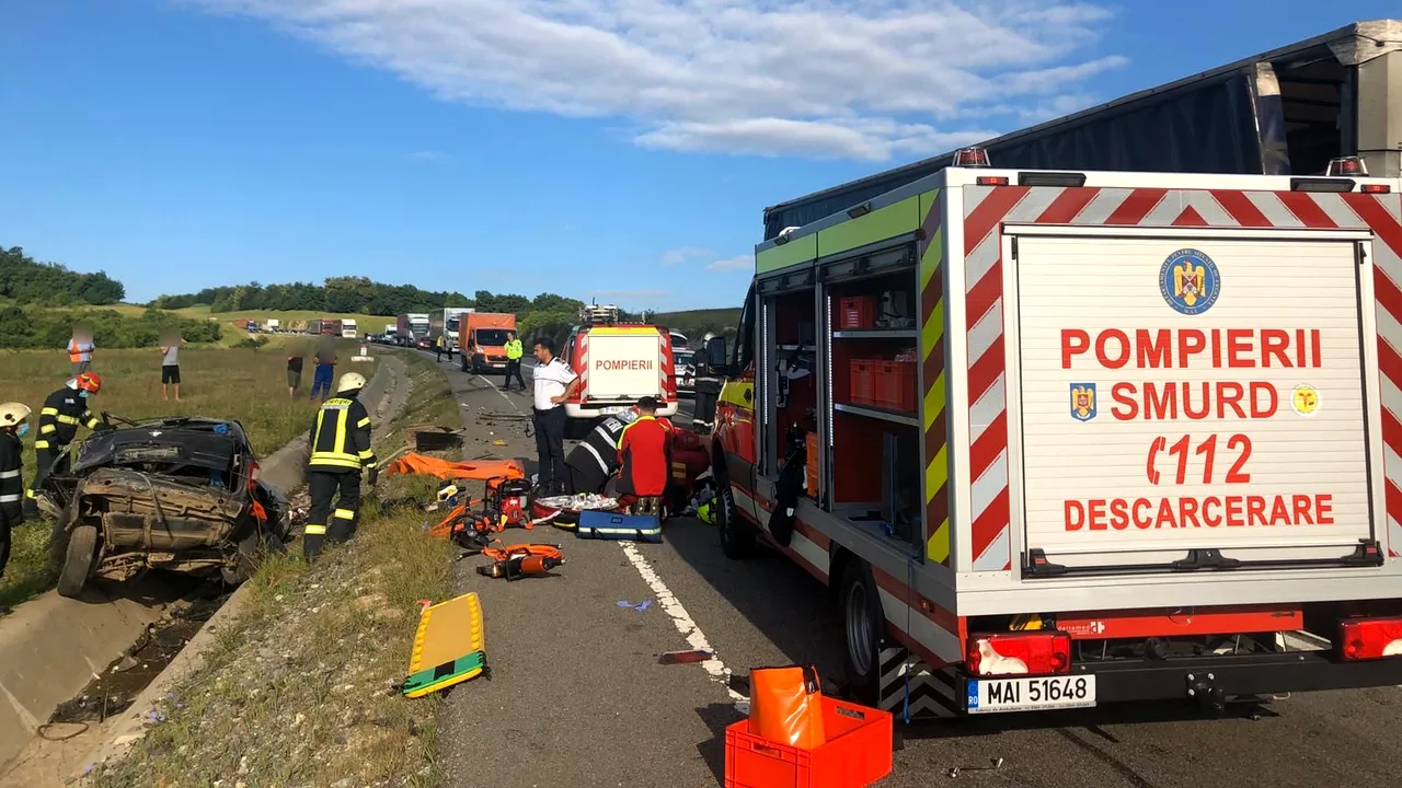 Caraş-Severin: TIR încărcat cu bitum, răsturnat pe DN6