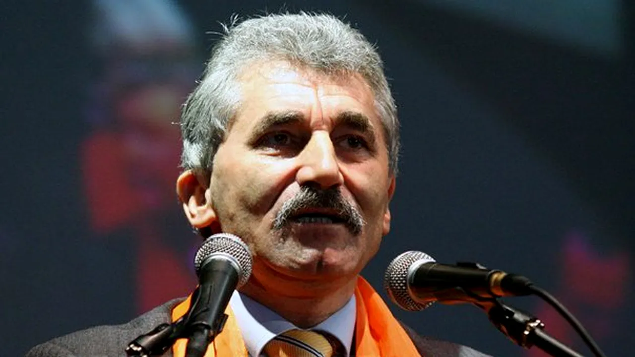 Oltean: Călin Popescu Tăriceanu este un Petre Roman, dar la altă vârstă şi în alte momente