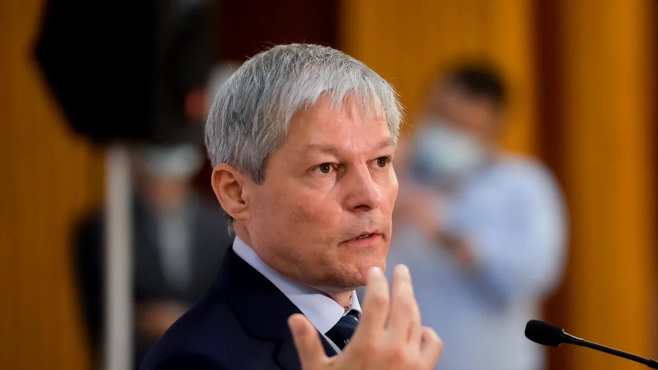 Dacian Cioloş: Îmi recunosc greşeala, mi-am forţat colegii din PLUS să intre în USR