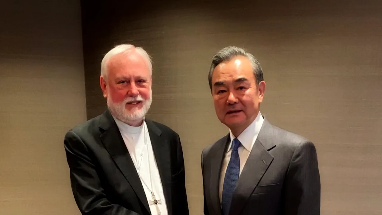 Înaintea discuţiilor Vaticanului cu Beijingul, hackeri chinezi au pătruns în reţeaua informatică a papalităţii