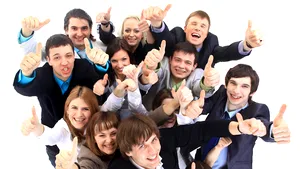 Peste jumătate dintre tinerii europeni sunt dispuşi să muncească în altă ţară