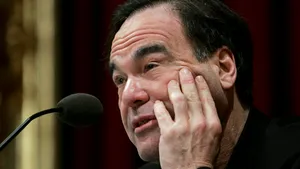 Secretele Americii, dezvăluite într-un documentar regizat de Oliver Stone