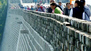 Ai curaj să faci asta? Cum a evitat o femeie să plătească taxa de intrare la un castel - FOTO