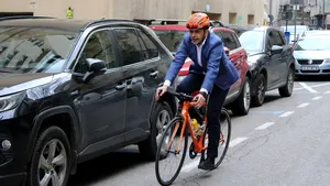 Ministrul Eduard Novak a mers pe bicicletă de la Bucureşti până la pelerinajul de la Şumuleu Ciuc 