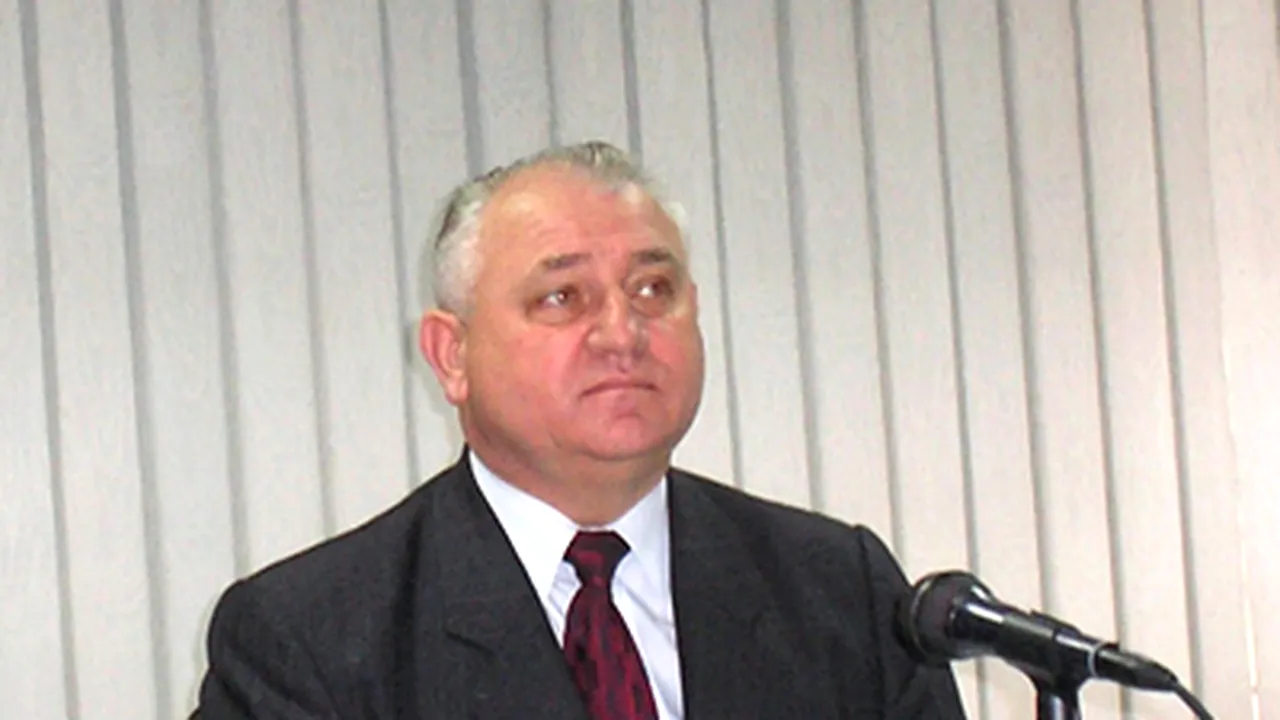Chestorul Pavel Abraham, pensionat