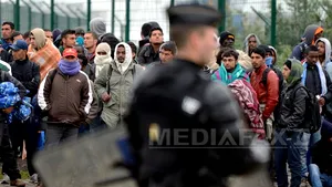 Confruntări între imigranţi africani în nordul Franţei, soldate cu 50 de răniţi