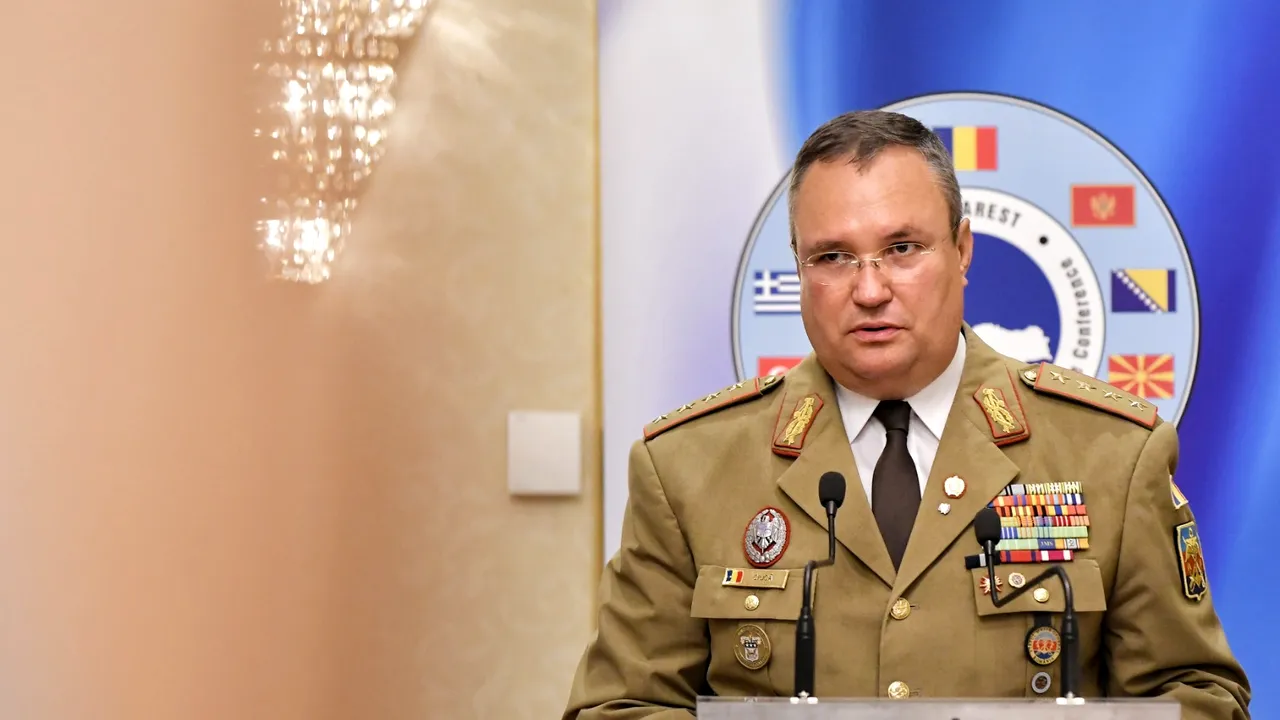 Premierul vorbeşte despre reintroducerea serviciului militar obligatoriu? Ciucă: epoca armatelor mici de profesionişti s-a încheiat. Revine epoca armatelor de masă