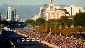 Milioane de candidați pentru 38 000 de locuri de muncă în administrația publică, în China