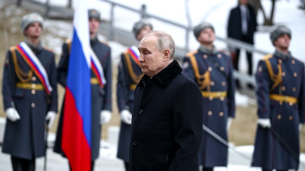 Putin, discurs la aniversarea victoriei sovietice de la Stalingrad: După 80 de ani, ne confruntăm din nou cu tancurile germane
