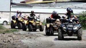 VIDEO Infuzie de adrenalină. Excursie în Apuseni cu ATV-ul
