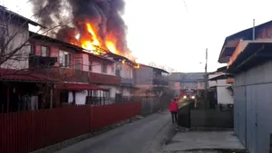 O femeie a decedat într-un incendiu izbucnit la o casă din comuna Zagra, judeţul Bistriţa